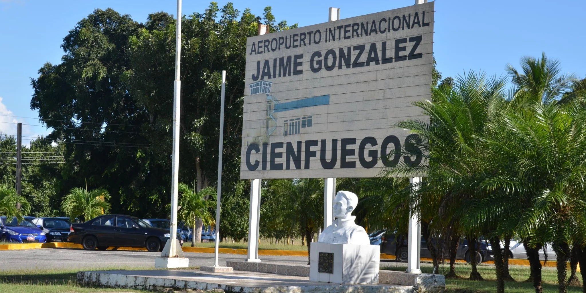 Jaime Gonzalez Airport