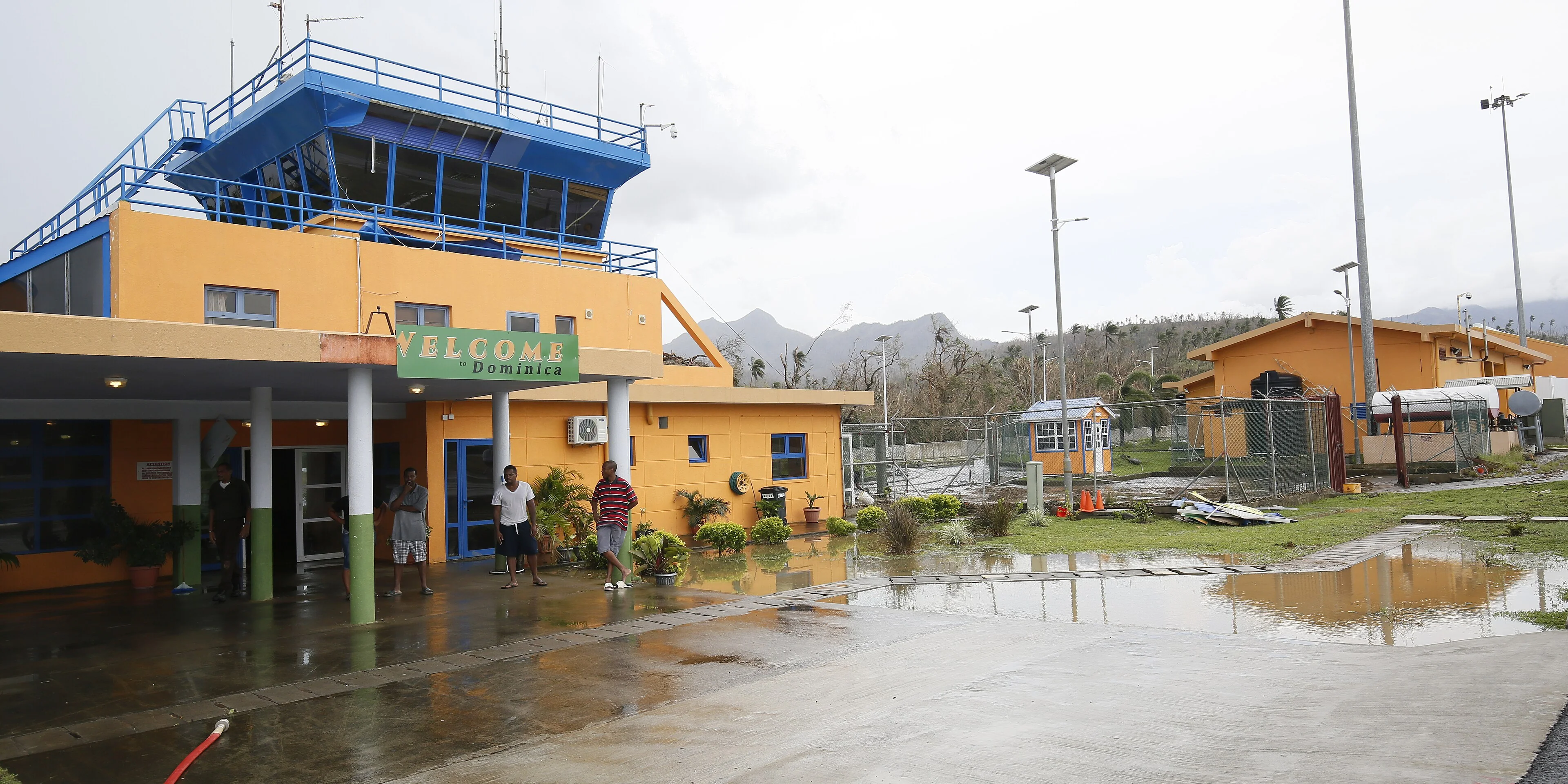 Melville Hall Airport