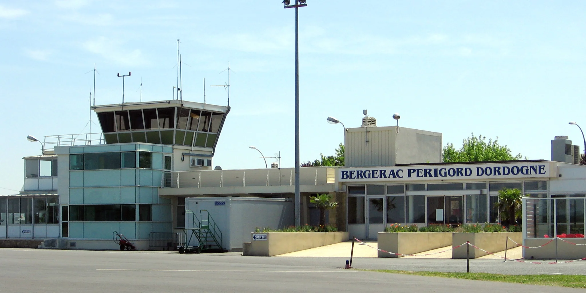 Bergerac-Roumanière Airport