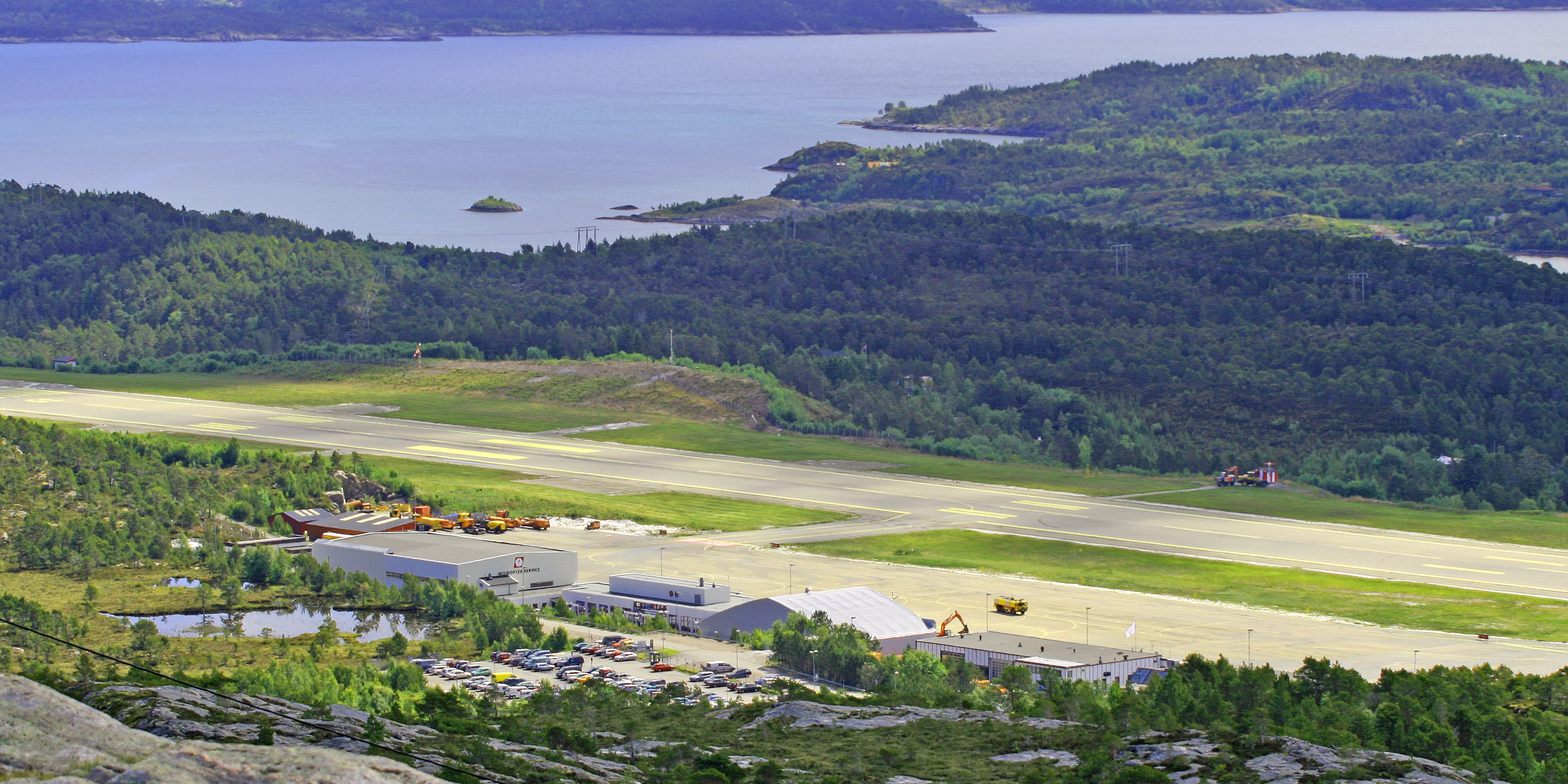 Kristiansund Airport, Kvernberget