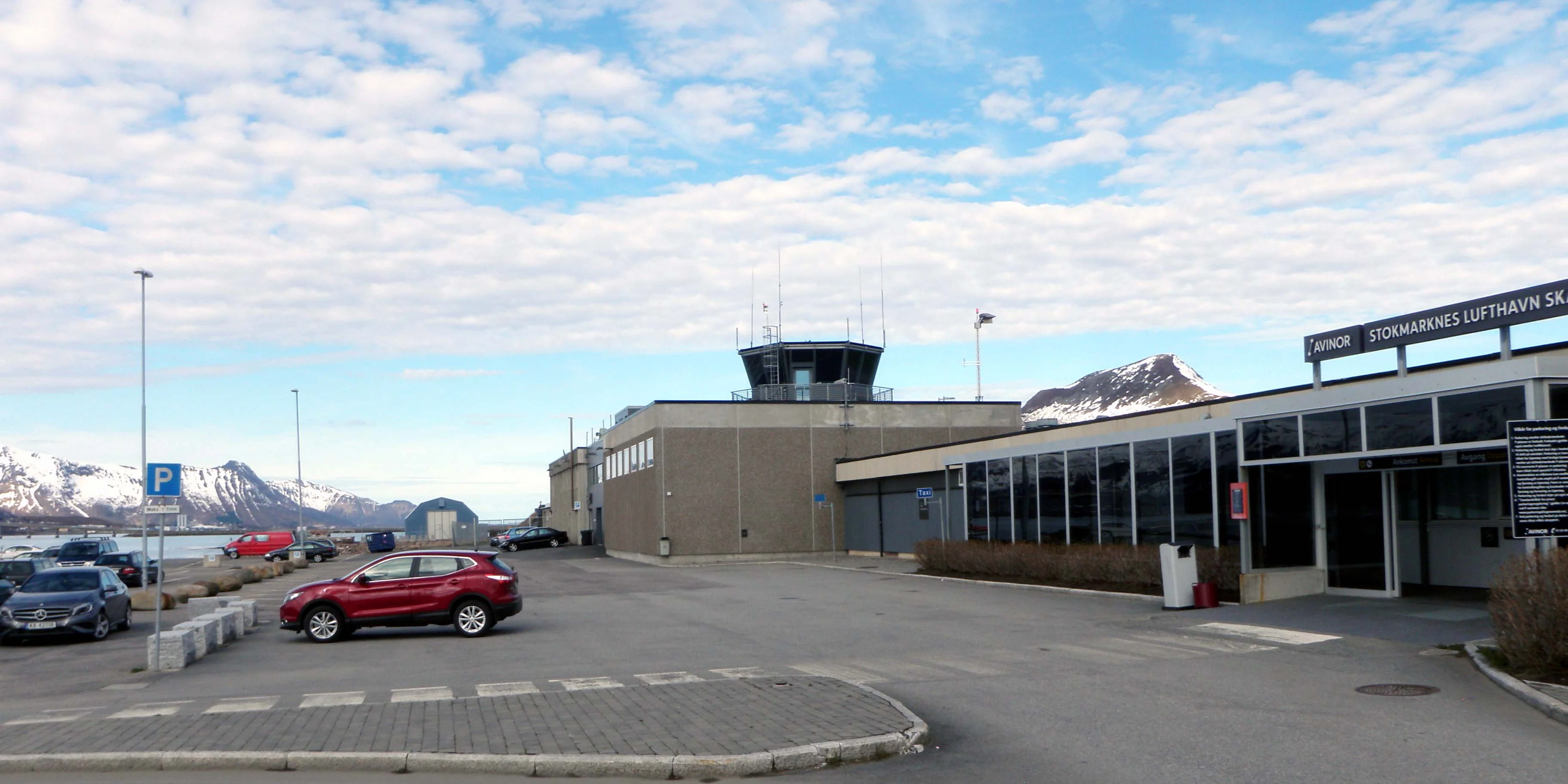 Stokmarknes Skagen Airport